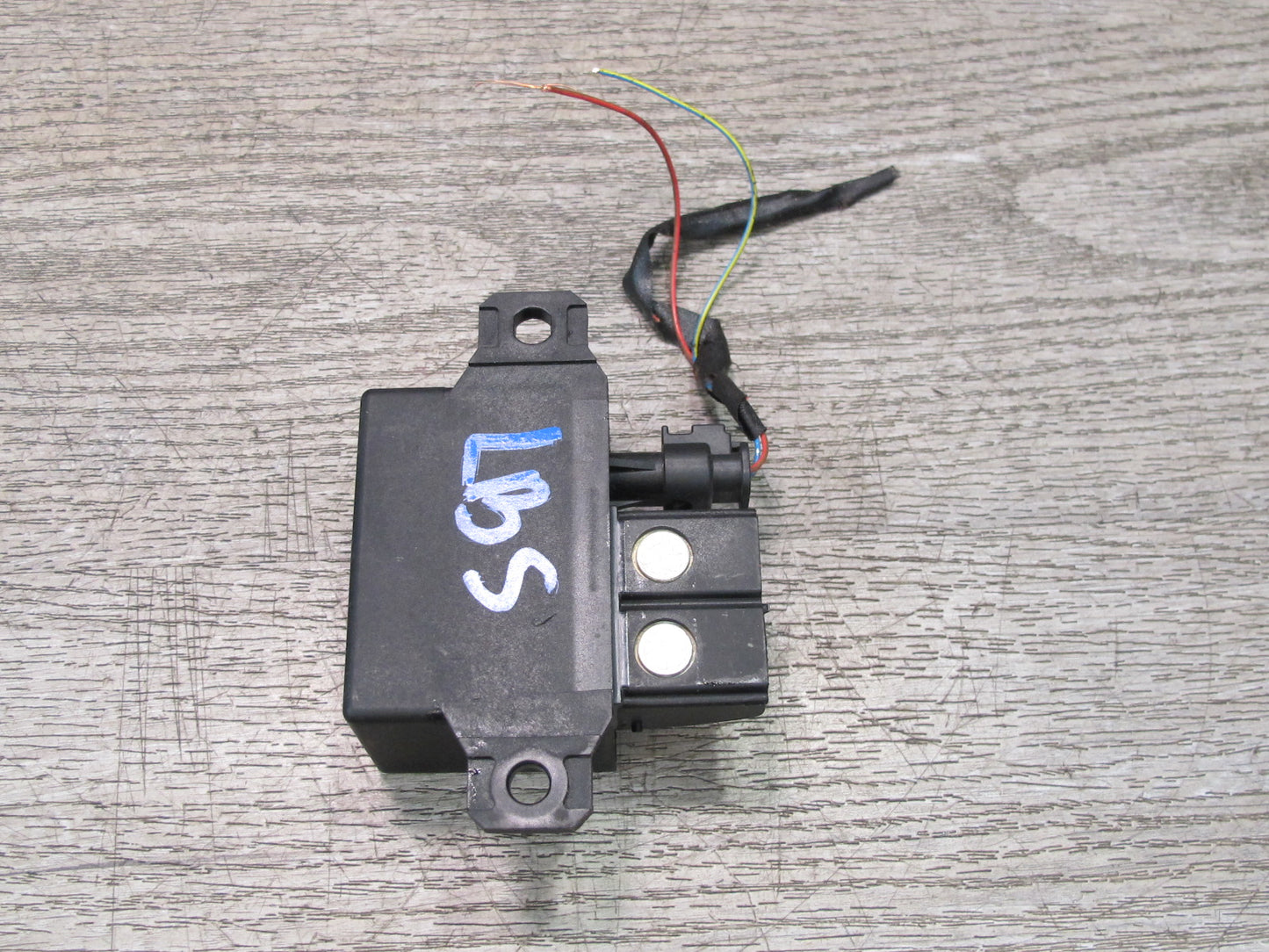 2012-2018 BMW F12 F13 F06 M6 Engine Cooling Fan Motor Relay Module