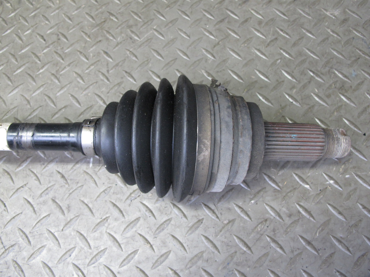 2010-2014 BMW E71 X6M AWD Front Right Suspension Axle Shaft
