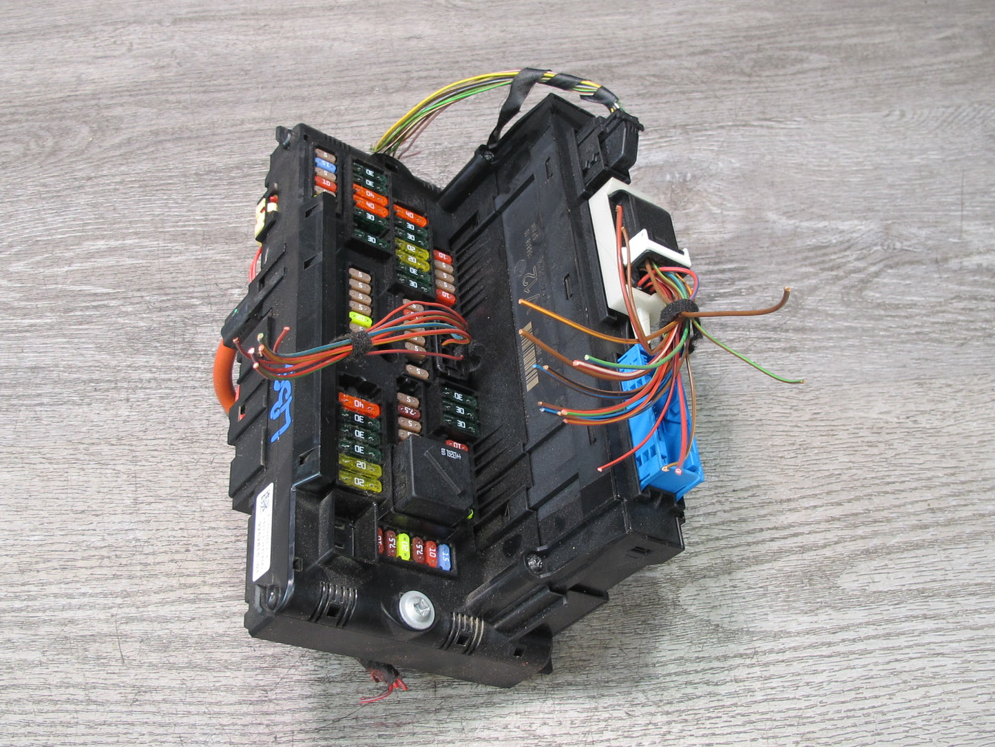 2012-2015 BMW F12 F13 F06 M6 Front Power Distribution Fuse Box Module