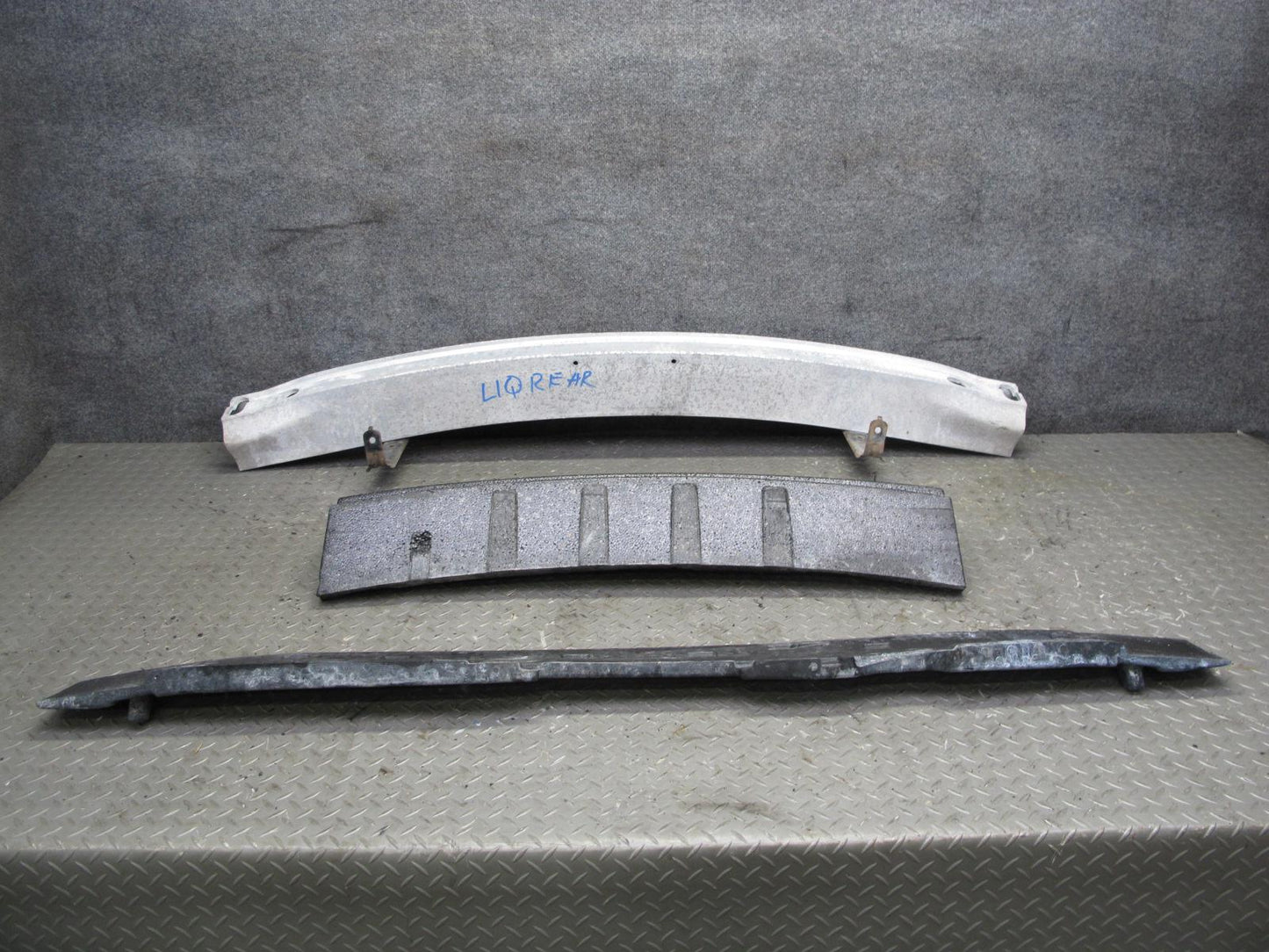 2013-2015 Infiniti JX35 QX60 Rear Bumper Crash Impact Reinforcement Bar w Foam