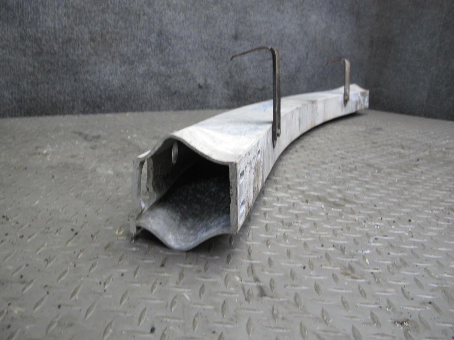 2013-2015 Infiniti JX35 QX60 Rear Bumper Crash Impact Reinforcement Bar w Foam