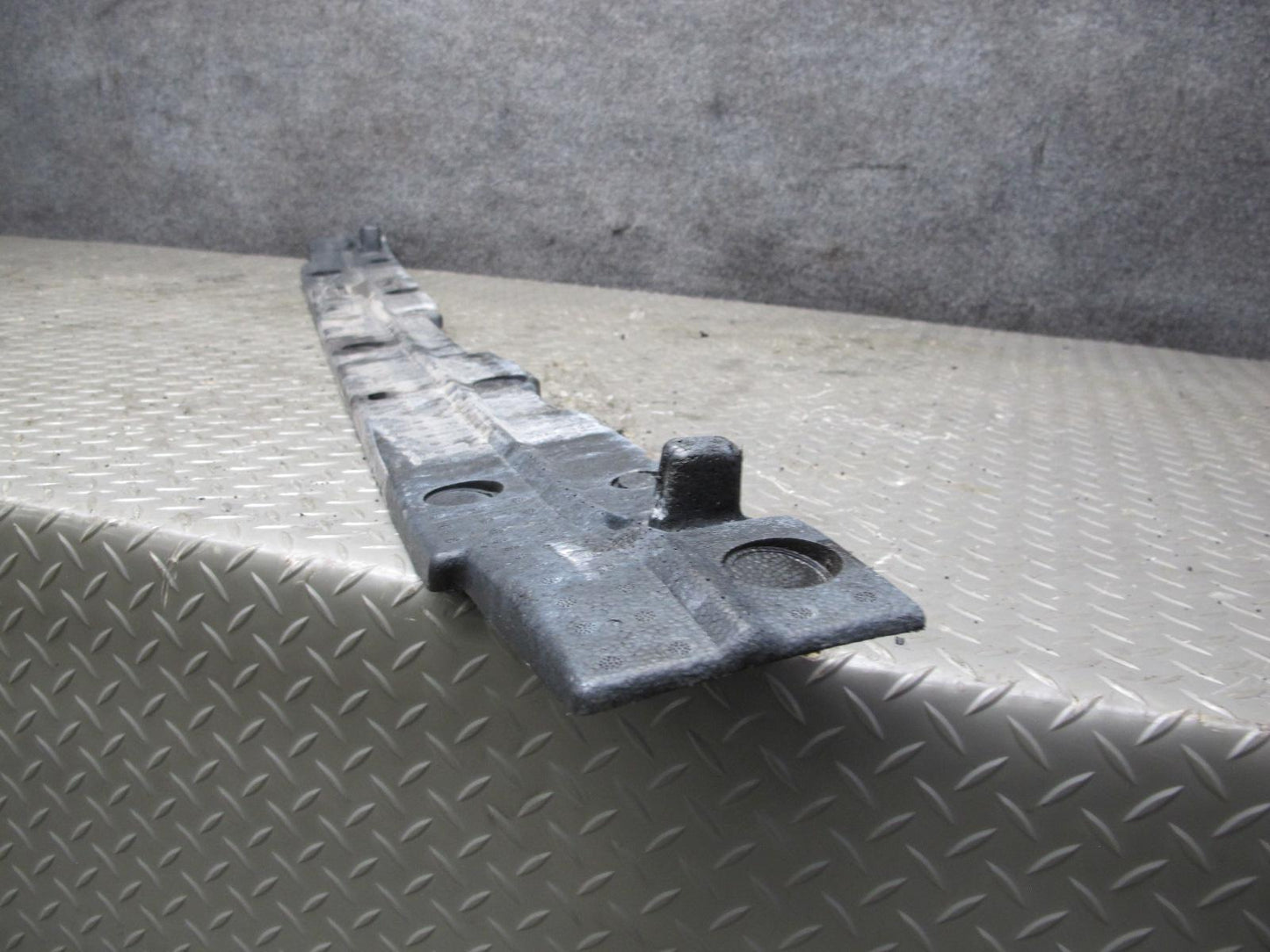 2013-2015 Infiniti JX35 QX60 Rear Bumper Crash Impact Reinforcement Bar w Foam