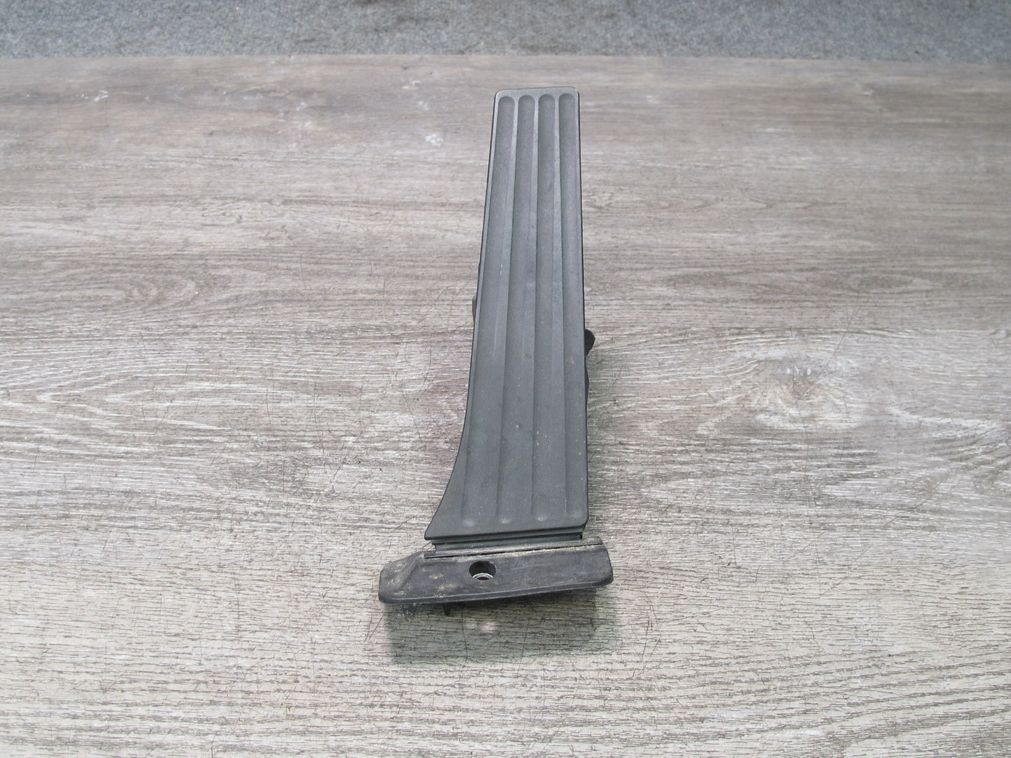 2012-2018 BMW F12 F13 F06 M6 A/T Gas Acceleration Pedal 6860784