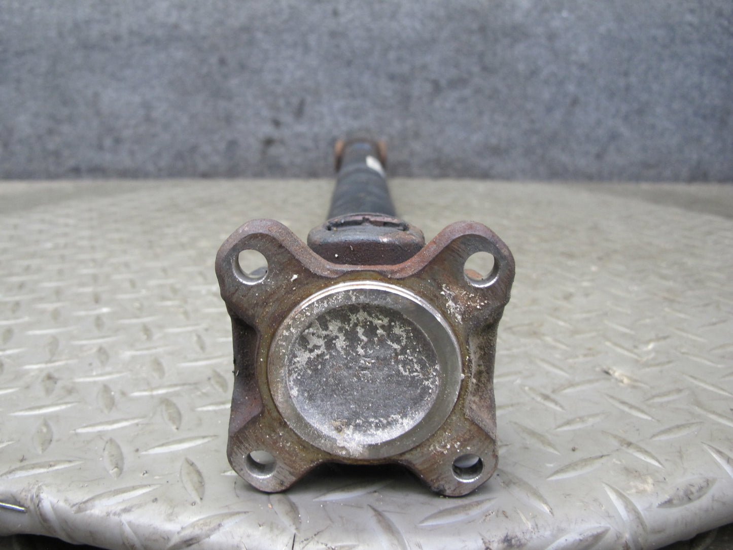 2008-2014 BMW E71 X6 X6M AWD Front Driveshaft Drive Shaft 8605866