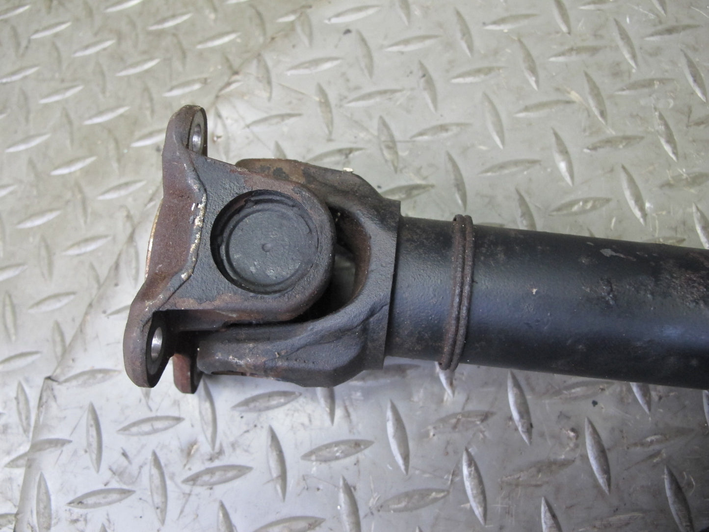 2008-2014 BMW E71 X6 X6M AWD Front Driveshaft Drive Shaft 8605866