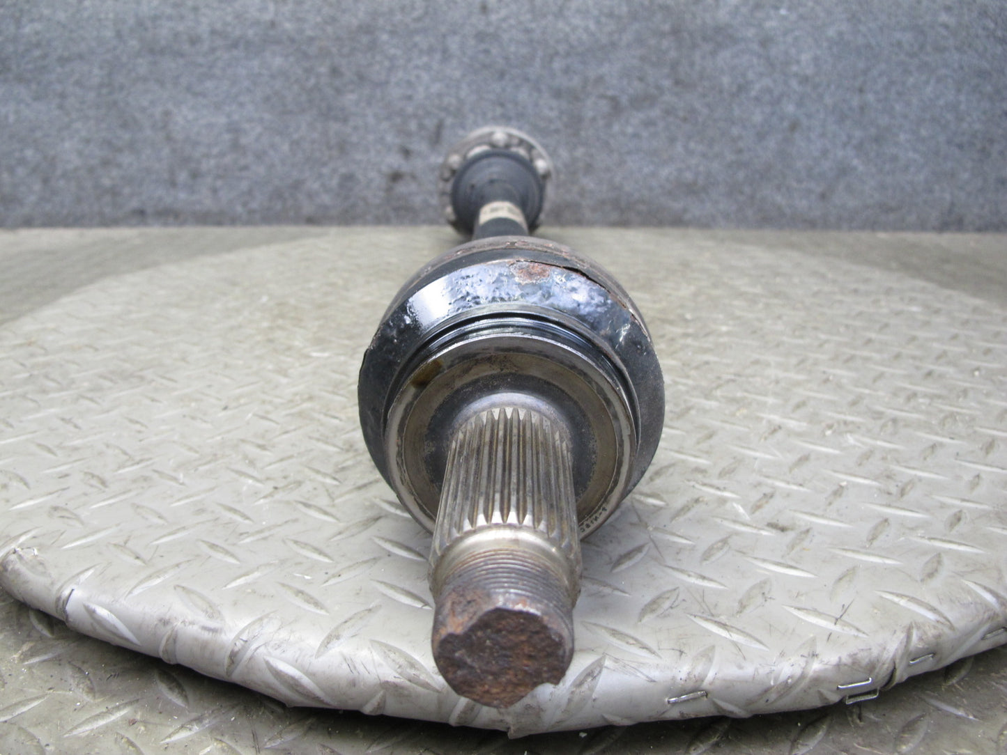 2010-2014 BMW E71 X6M AWD Rear Right Suspension Axle Shaft 7603252