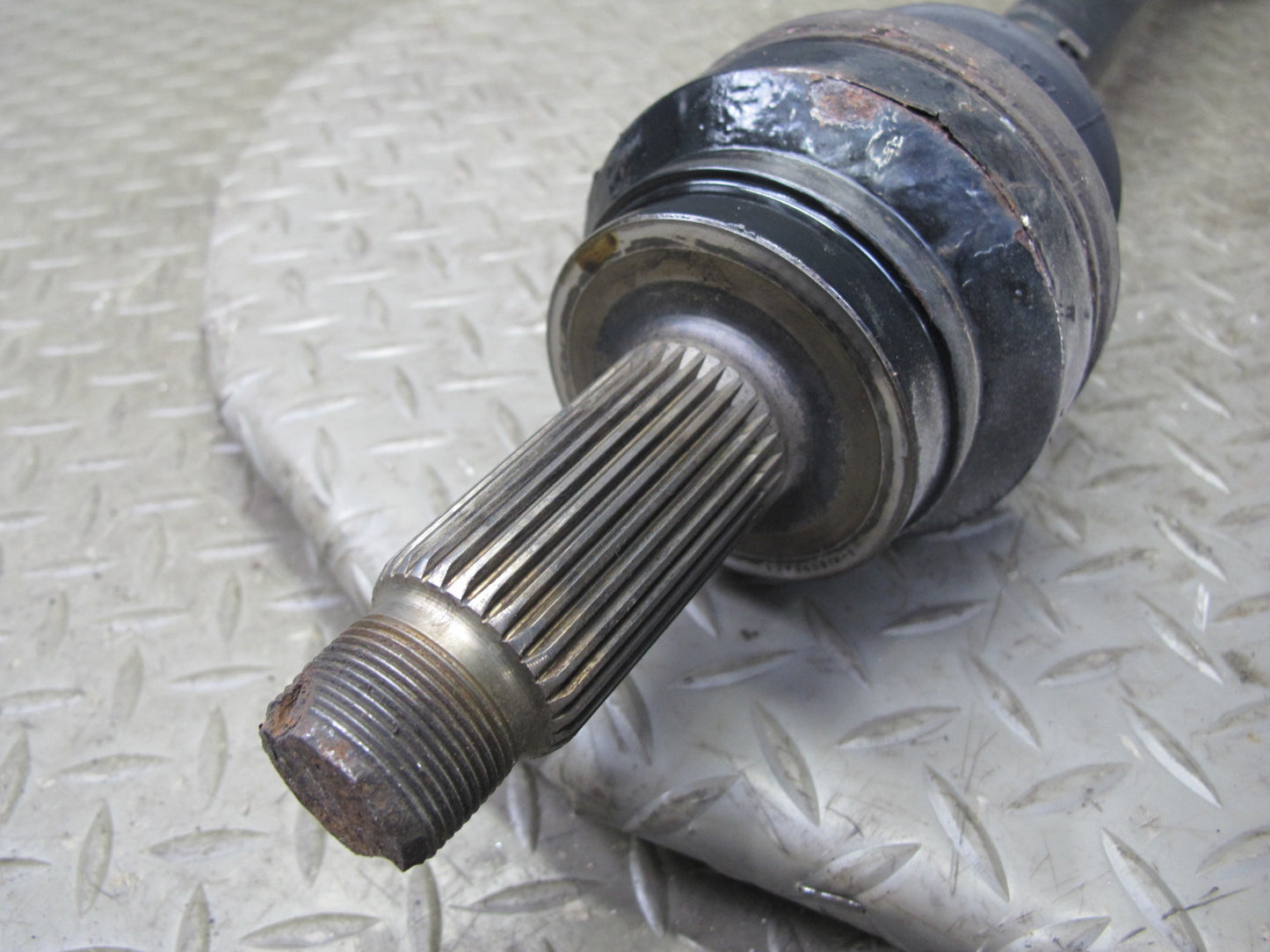 2010-2014 BMW E71 X6M AWD Rear Right Suspension Axle Shaft 7603252