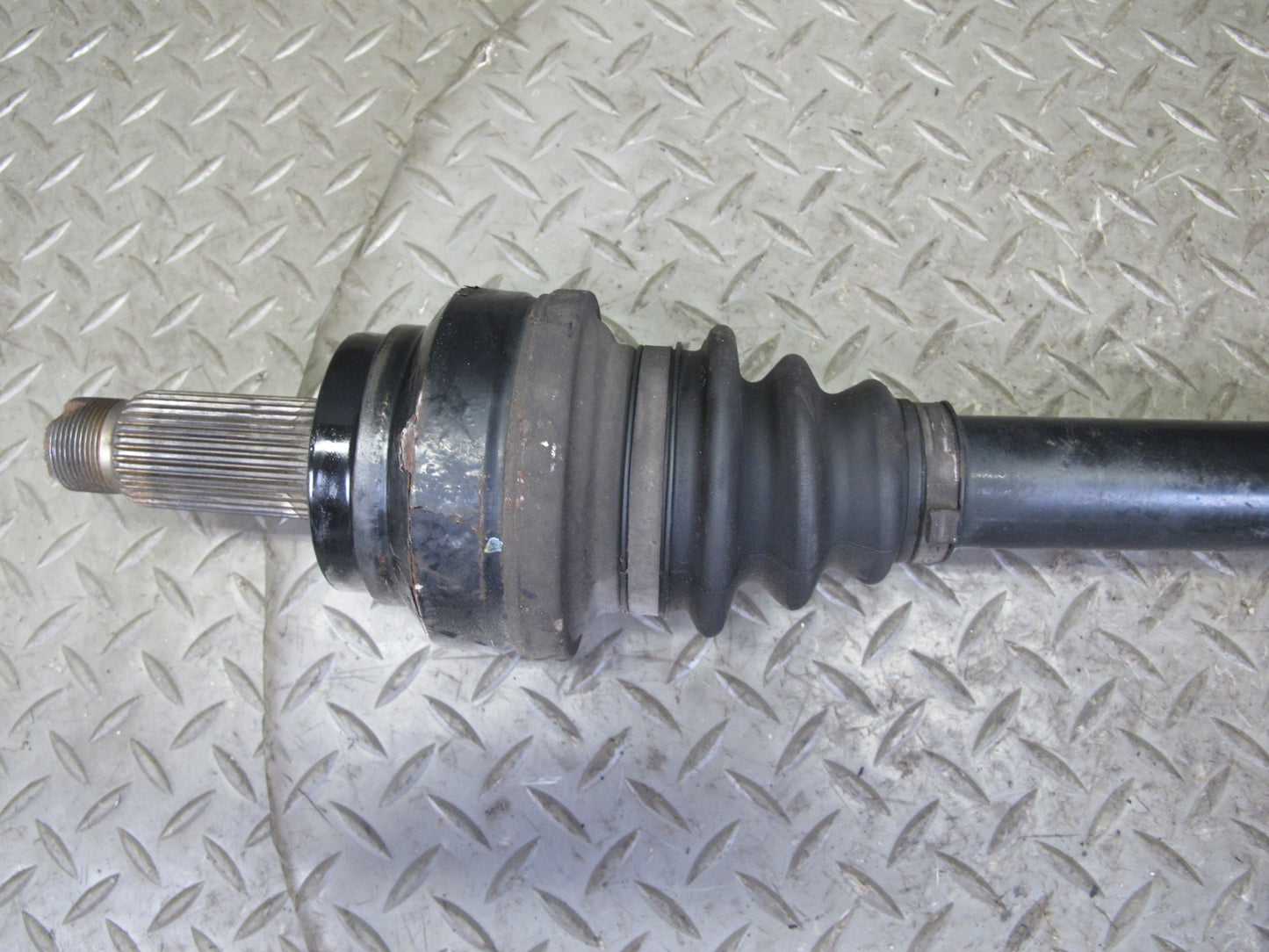 2010-2014 BMW E71 X6M AWD Rear Right Suspension Axle Shaft 7603252
