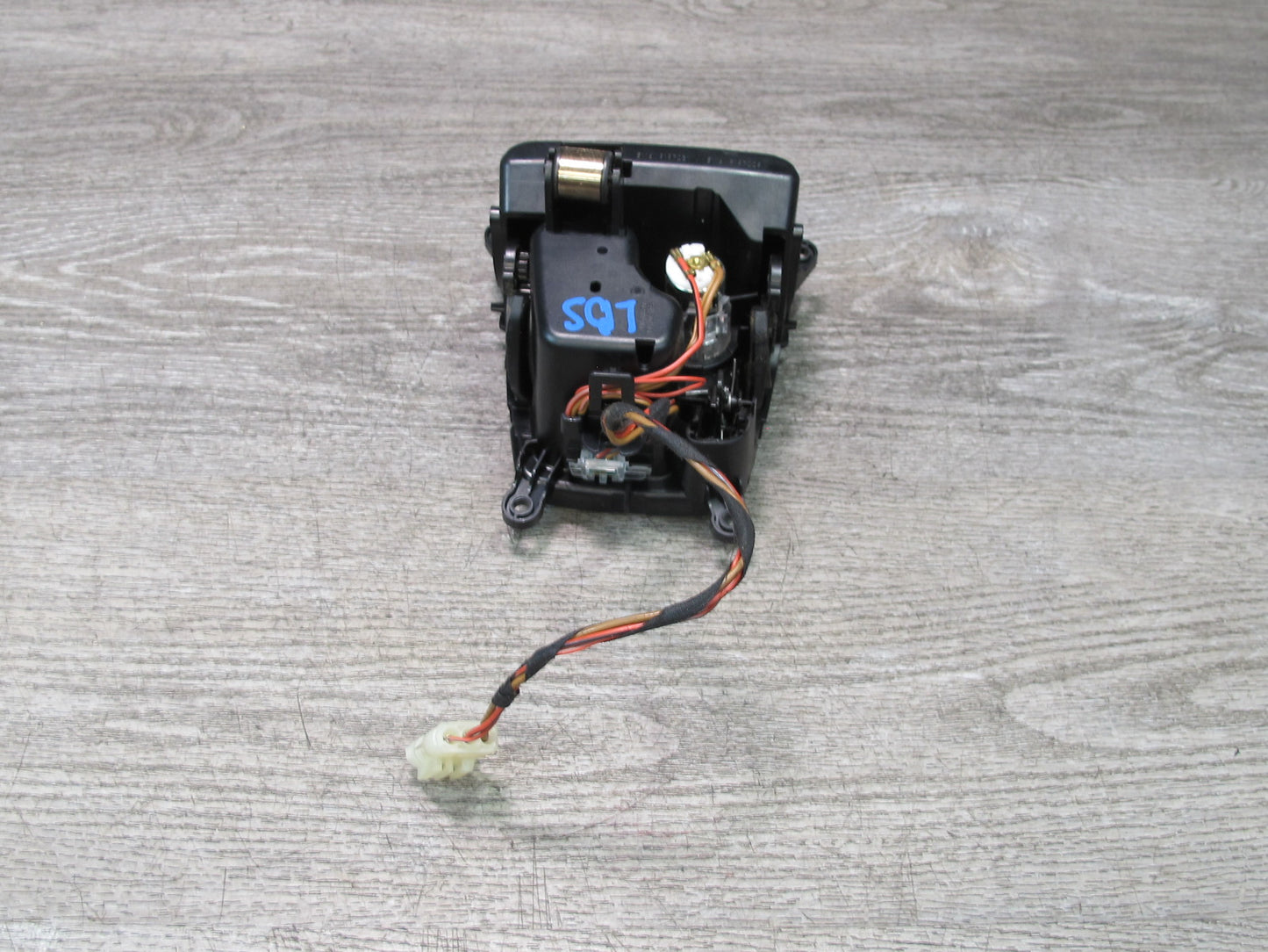 2012-2018 BMW F12 F13 M6 S63T Front Center Console Ashtray Storage Cubby Trim