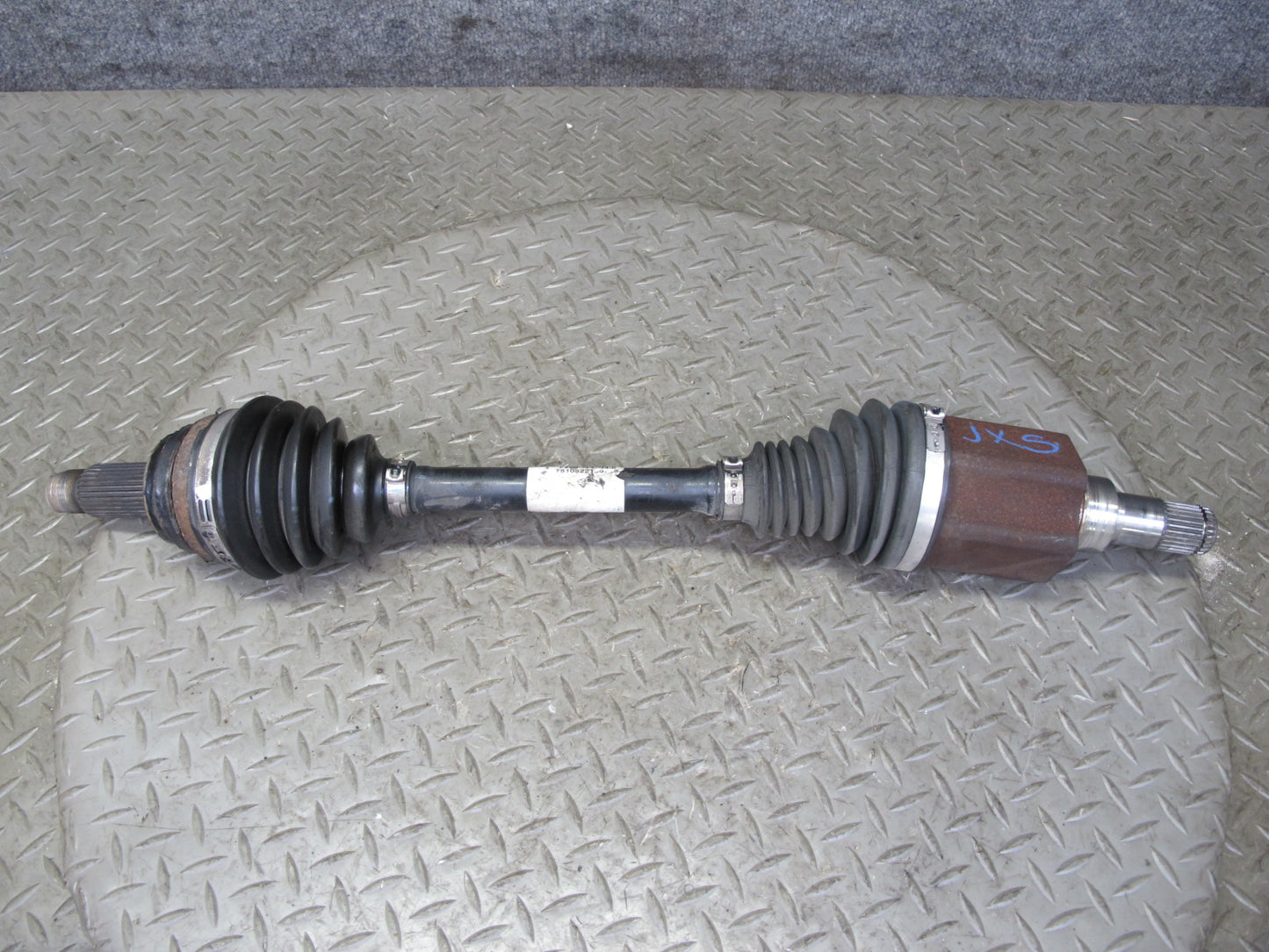 2010-2014 BMW E71 X6M AWD Front Left Suspension Axle Shaft 7622883
