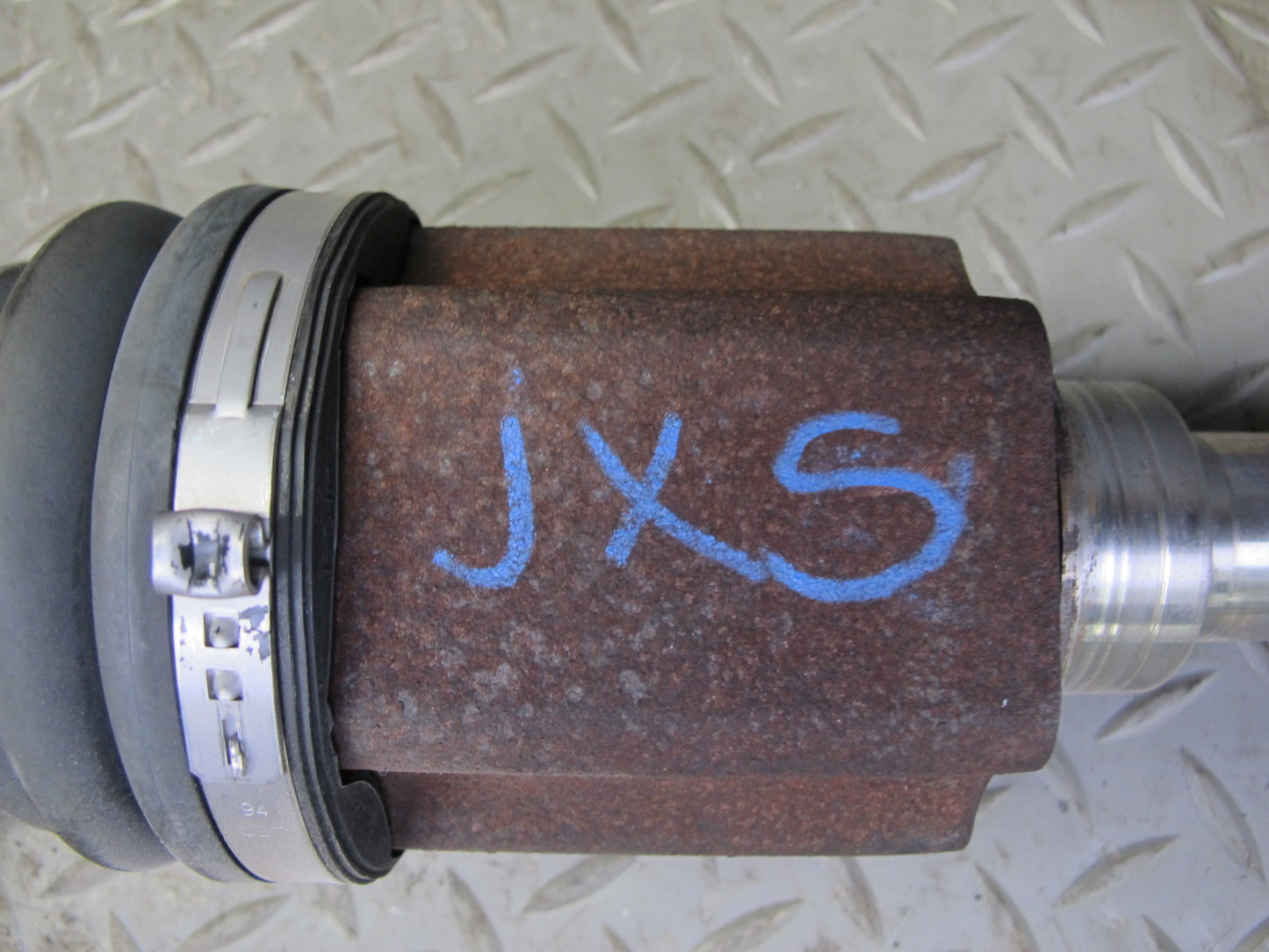 2010-2014 BMW E71 X6M AWD Front Left Suspension Axle Shaft 7622883