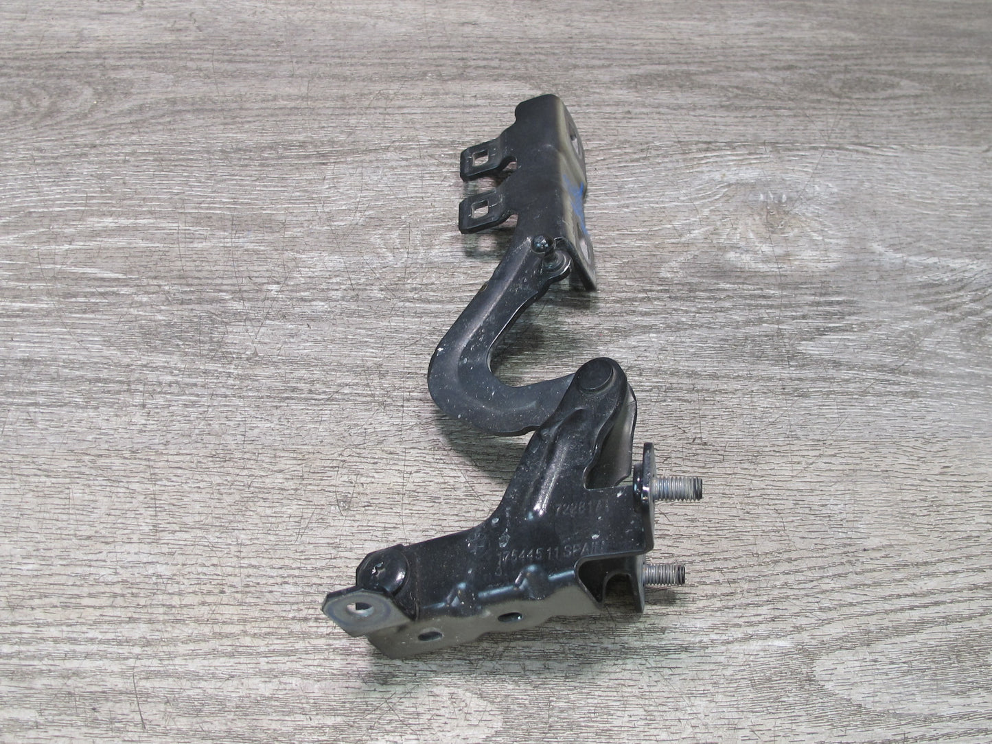 2012-2018 BMW F12 M6 Convertible Rear Left & Right Trunk Lid Liftgate Hinge Set