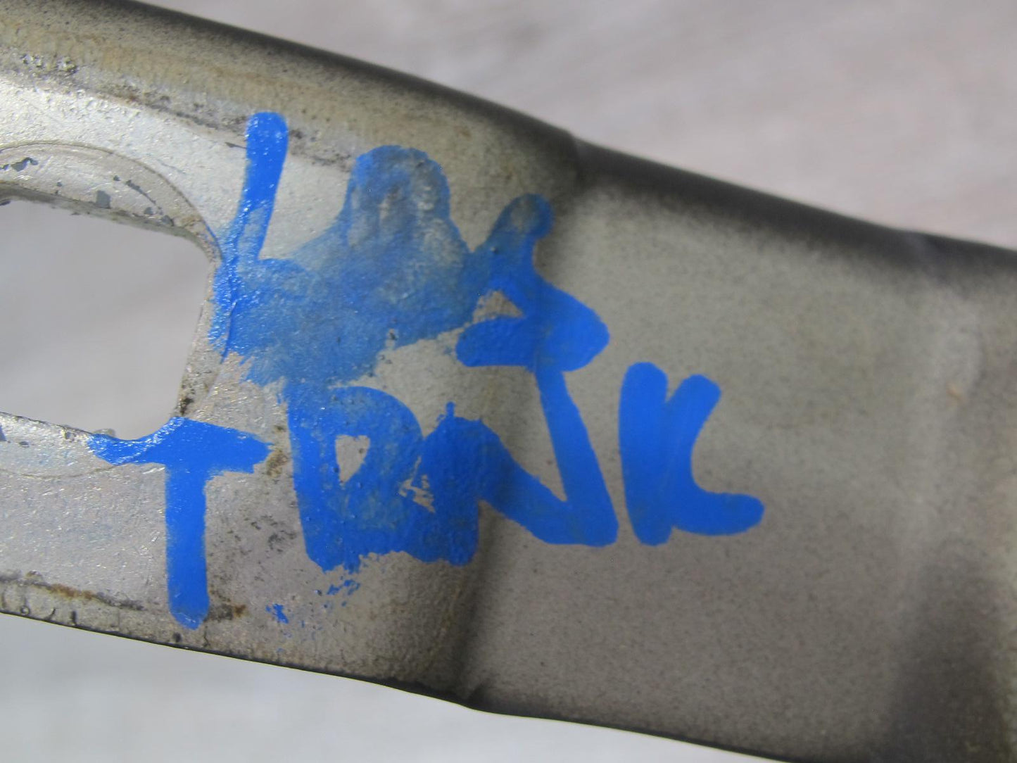 2012-2018 BMW F12 M6 Convertible Rear Left & Right Trunk Lid Liftgate Hinge Set