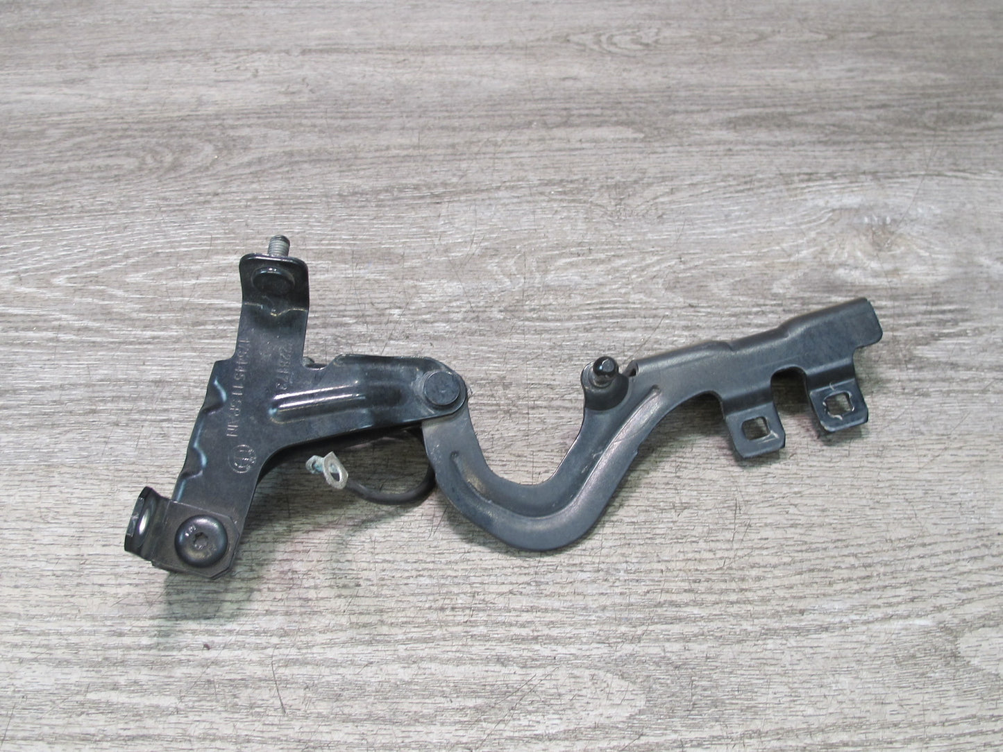 2012-2018 BMW F12 M6 Convertible Rear Left & Right Trunk Lid Liftgate Hinge Set