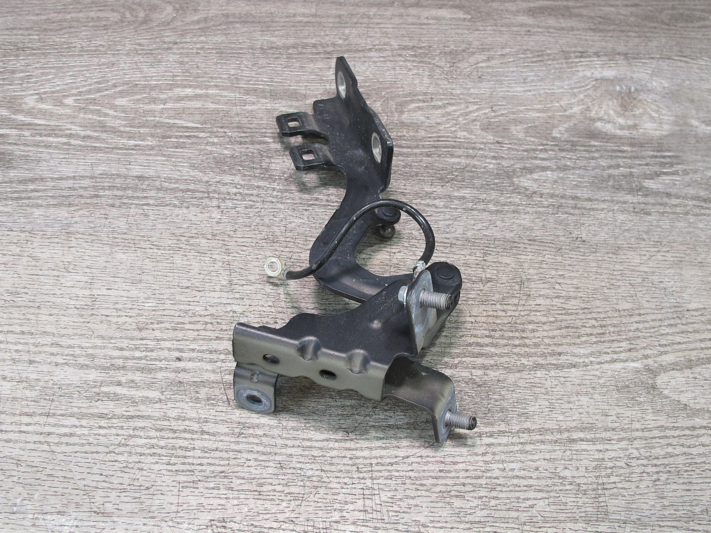 2012-2018 BMW F12 M6 Convertible Rear Left & Right Trunk Lid Liftgate Hinge Set