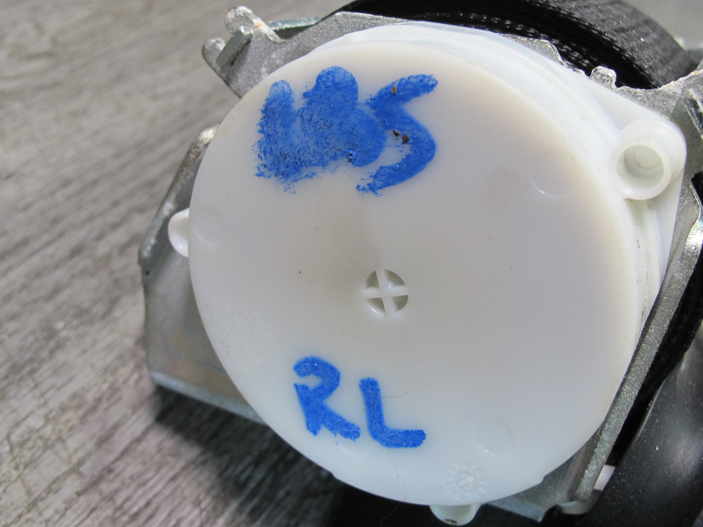 12-18 BMW F12 M6 REAR RIGHT & LEFT SIDE SEATBELT RETRACTOR SET OEM