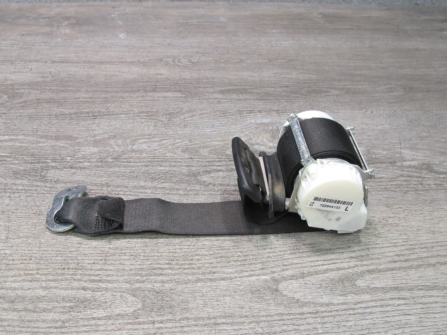 12-18 BMW F12 M6 REAR RIGHT & LEFT SIDE SEATBELT RETRACTOR SET OEM