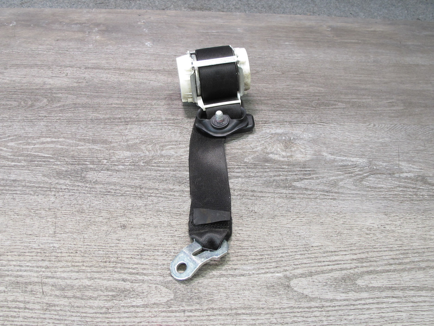 12-18 BMW F12 M6 REAR RIGHT & LEFT SIDE SEATBELT RETRACTOR SET OEM