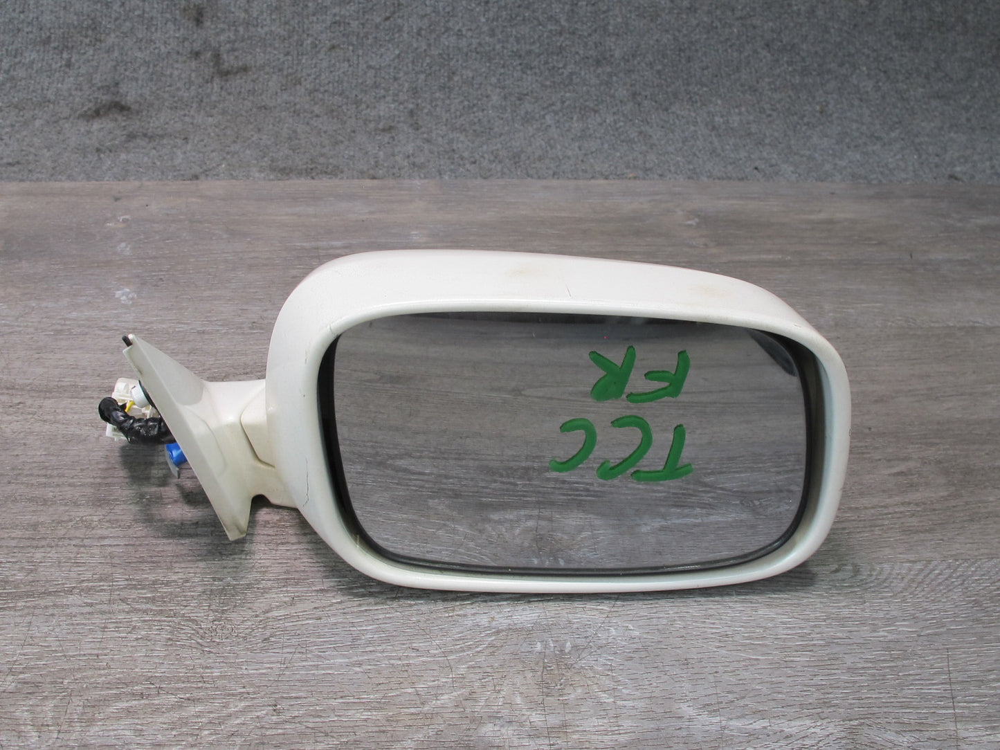 95-97 Toyota Celsior RHD Left & Right Side View Door Mirror White w Switch OEM
