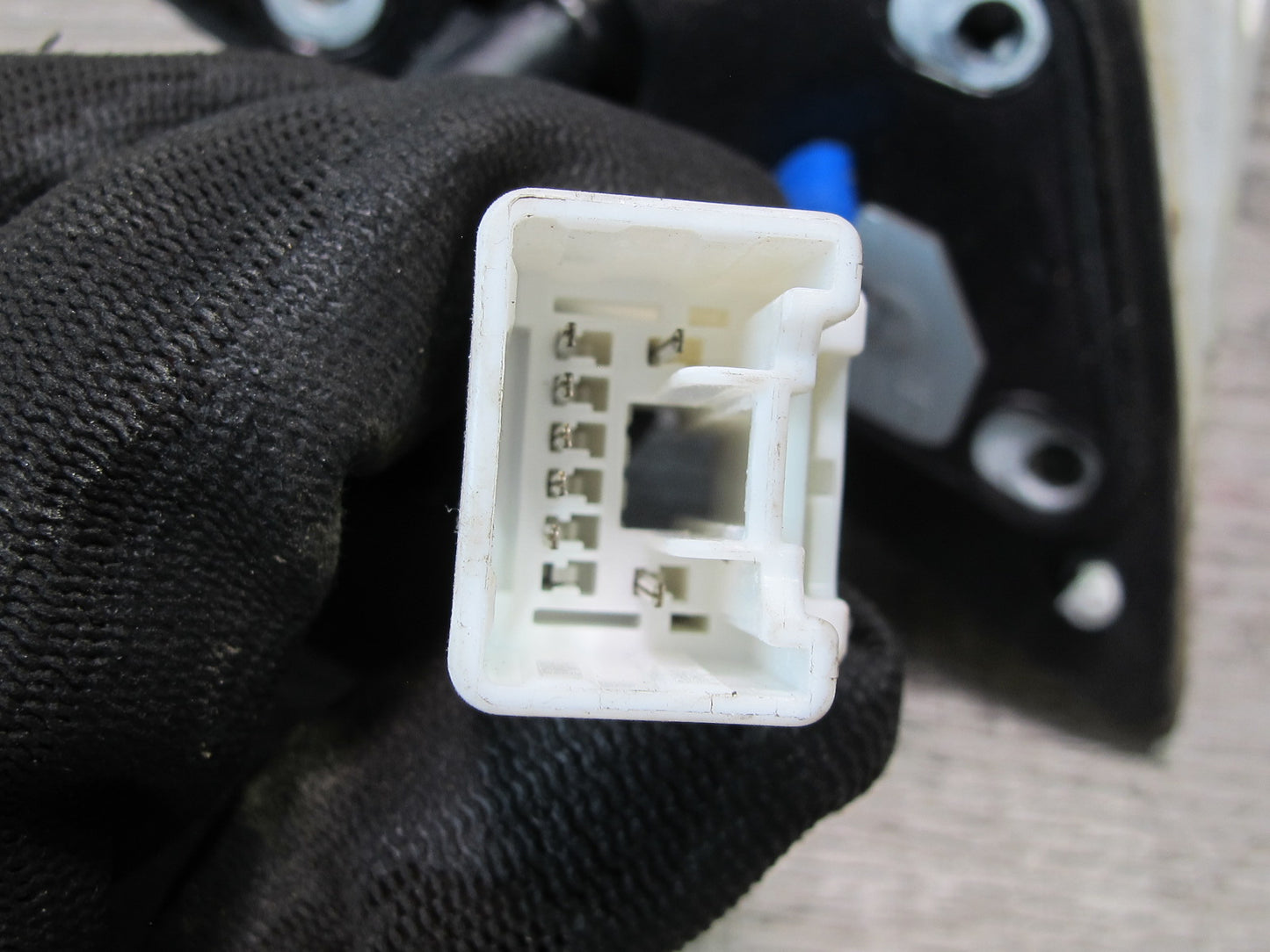 95-97 Toyota Celsior RHD Left & Right Side View Door Mirror White w Switch OEM