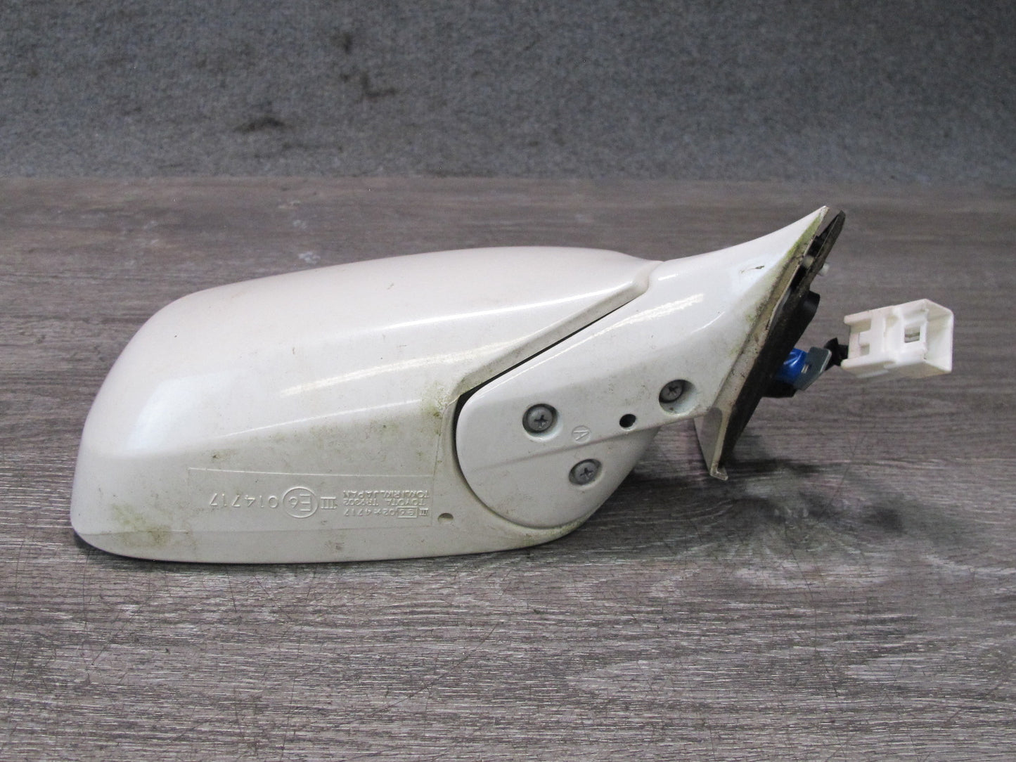 95-97 Toyota Celsior RHD Left & Right Side View Door Mirror White w Switch OEM