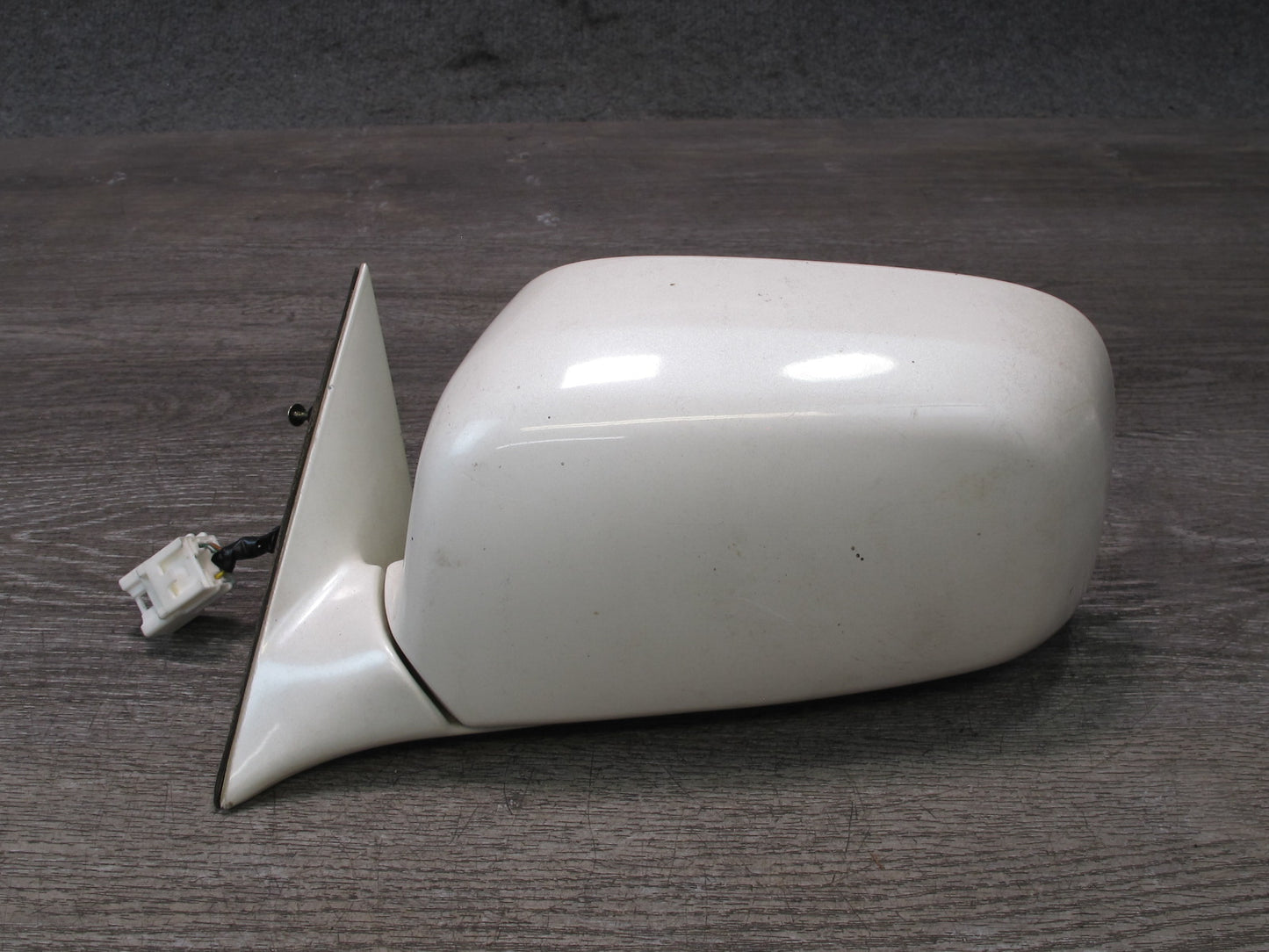 95-97 Toyota Celsior RHD Left & Right Side View Door Mirror White w Switch OEM