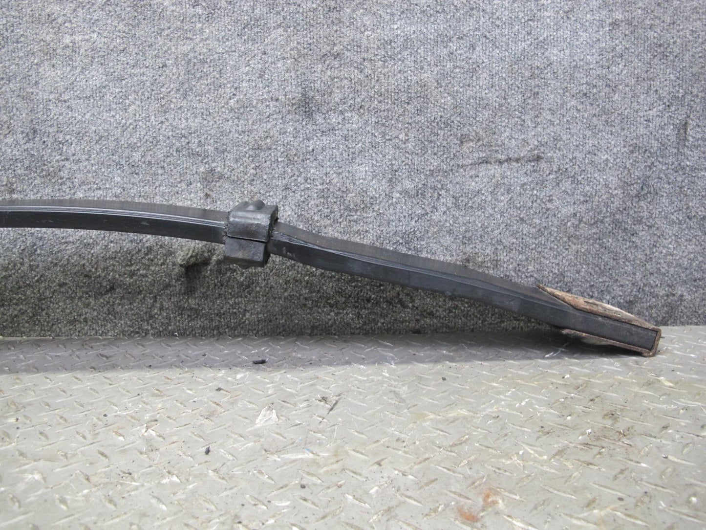 97-04 Chevrolet Corvette C5 Hatch Coupe Rear Mono Leaf Spring 22146484 OEM