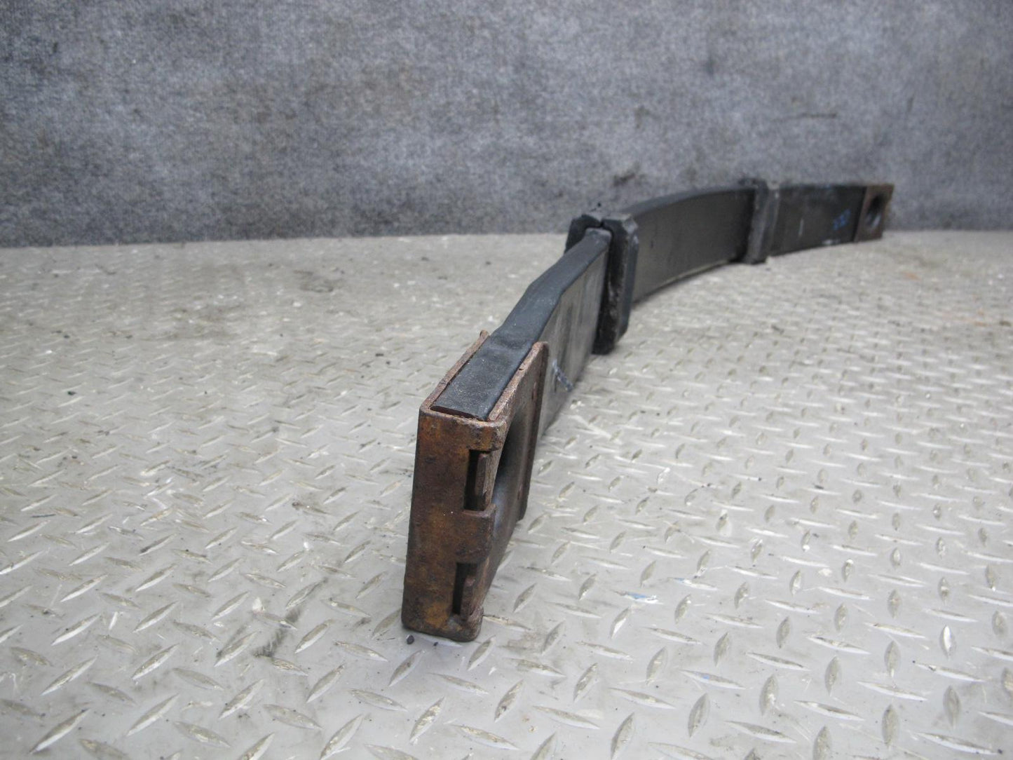 97-04 Chevrolet Corvette C5 Hatch Coupe Rear Mono Leaf Spring 22146484 OEM