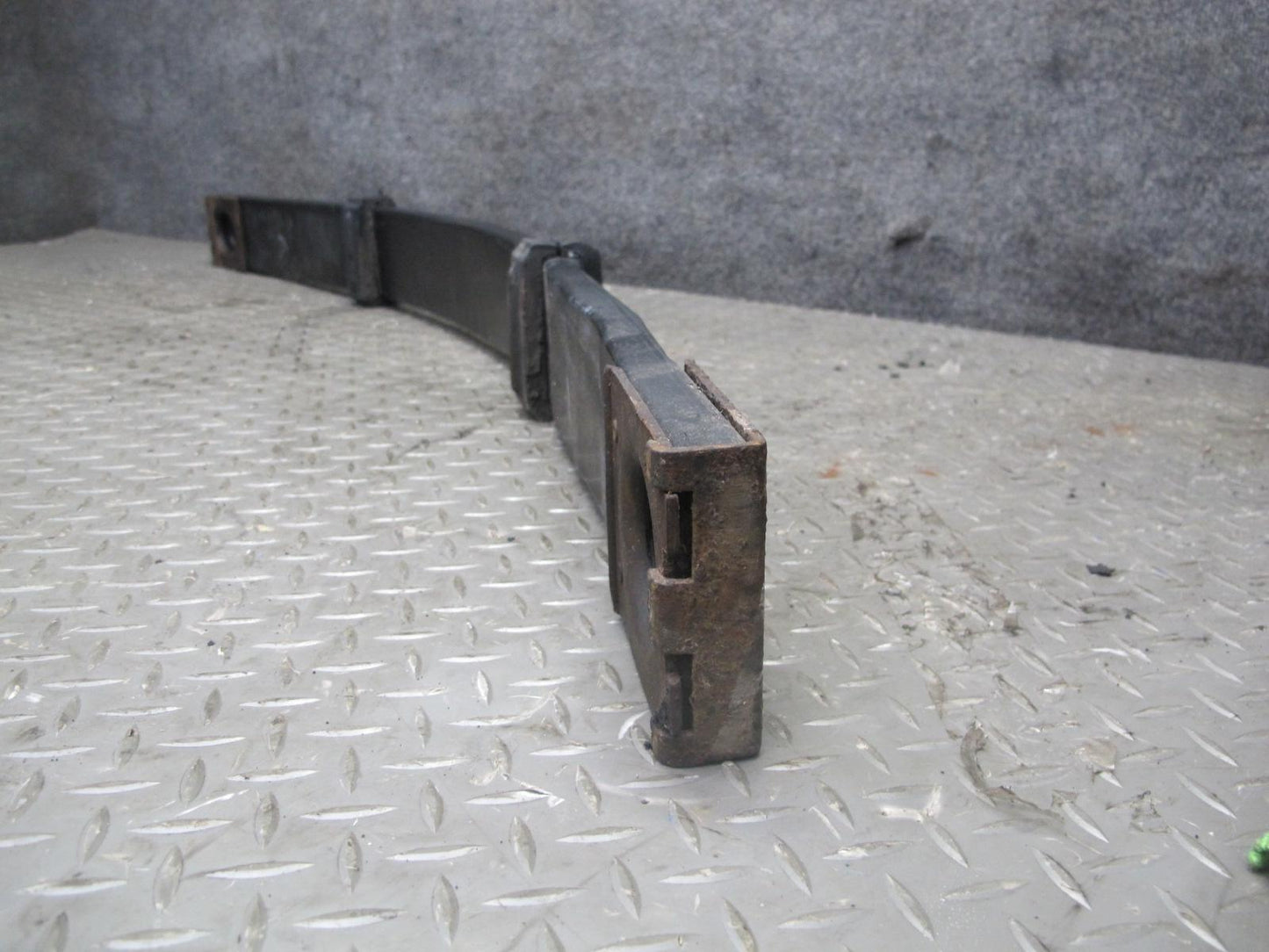 97-04 Chevrolet Corvette C5 Hatch Coupe Rear Mono Leaf Spring 22146484 OEM