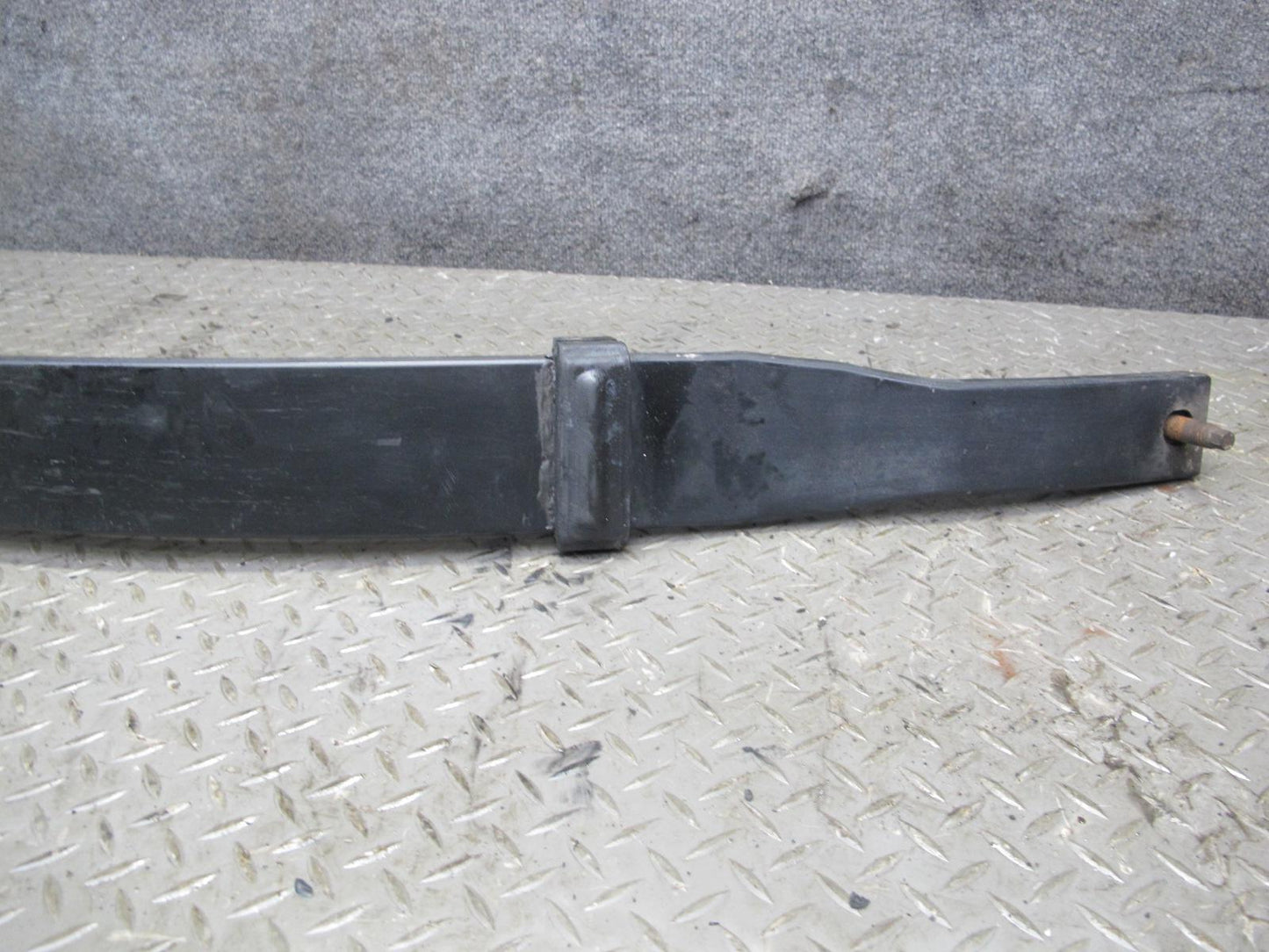 97-04 Chevrolet Corvette C6 A/T Front Suspension Mono Leaf Spring 22146483 OEM