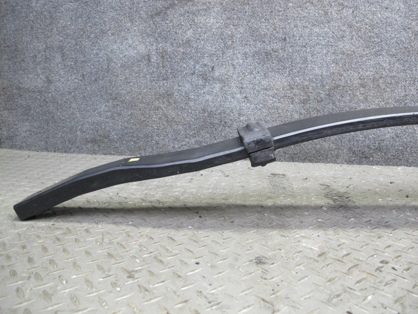 97-04 Chevrolet Corvette C6 A/T Front Suspension Mono Leaf Spring 22146483 OEM