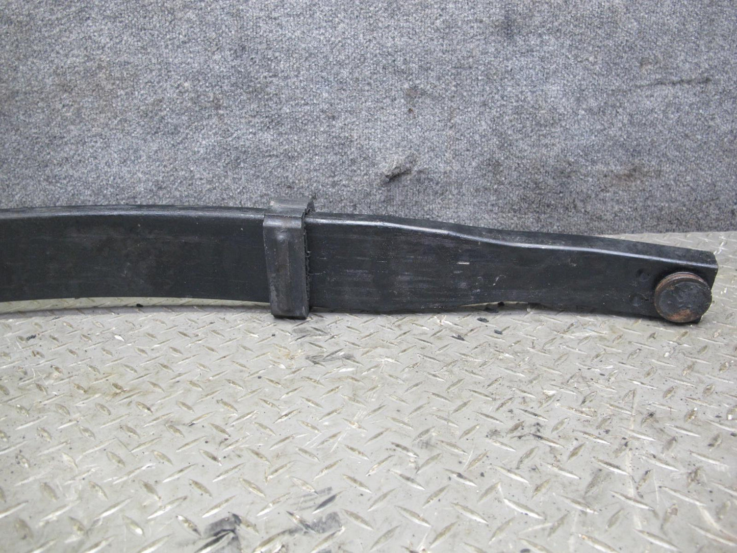 97-04 Chevrolet Corvette C6 A/T Front Suspension Mono Leaf Spring 22146483 OEM