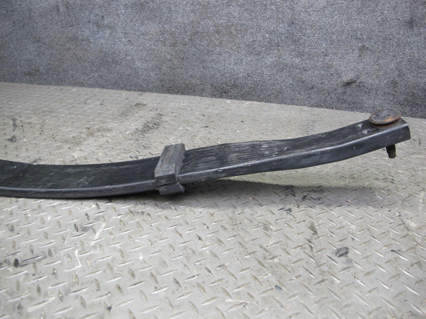 97-04 Chevrolet Corvette C6 A/T Front Suspension Mono Leaf Spring 22146483 OEM