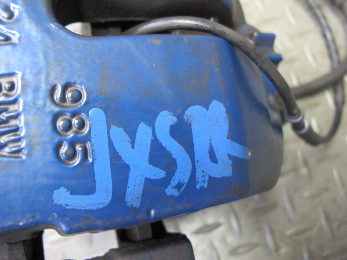 2013-2014 BMW E70 E71 X5M X6M Rear Left & Right Brembo Brake Caliper Set of 2