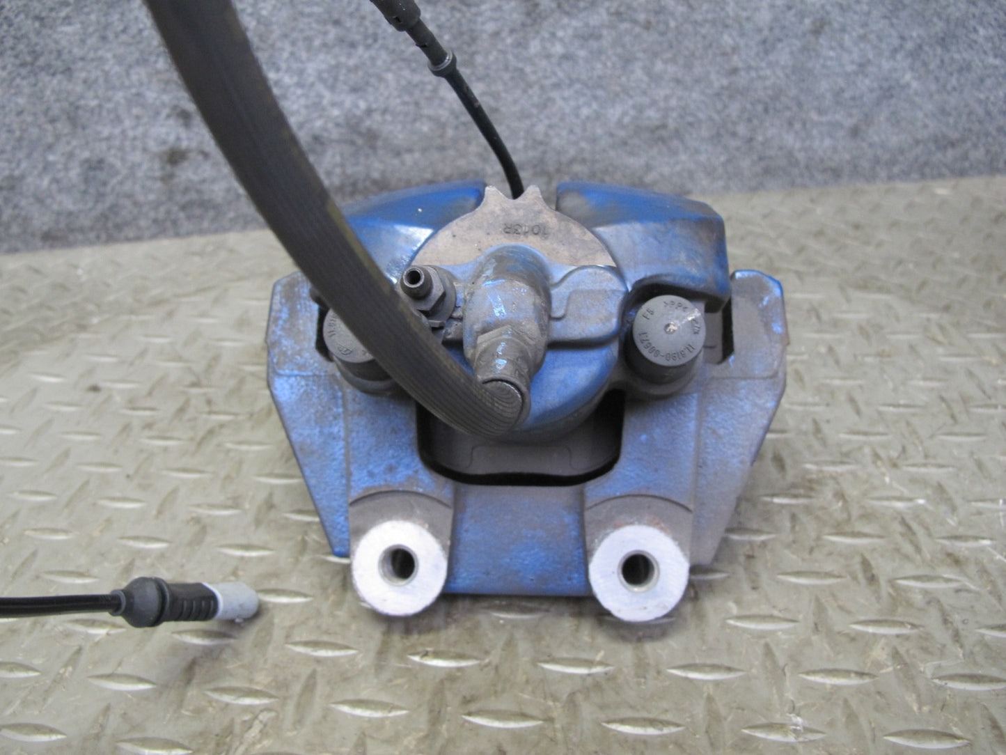 2013-2014 BMW E70 E71 X5M X6M Rear Left & Right Brembo Brake Caliper Set of 2