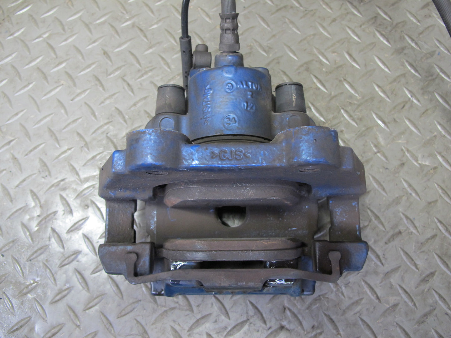 2013-2014 BMW E70 E71 X5M X6M Rear Left & Right Brembo Brake Caliper Set of 2