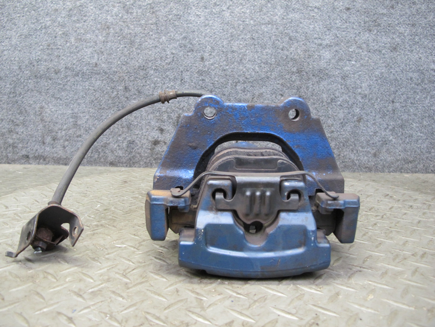 2013-2014 BMW E70 E71 X5M X6M Rear Left & Right Brembo Brake Caliper Set of 2