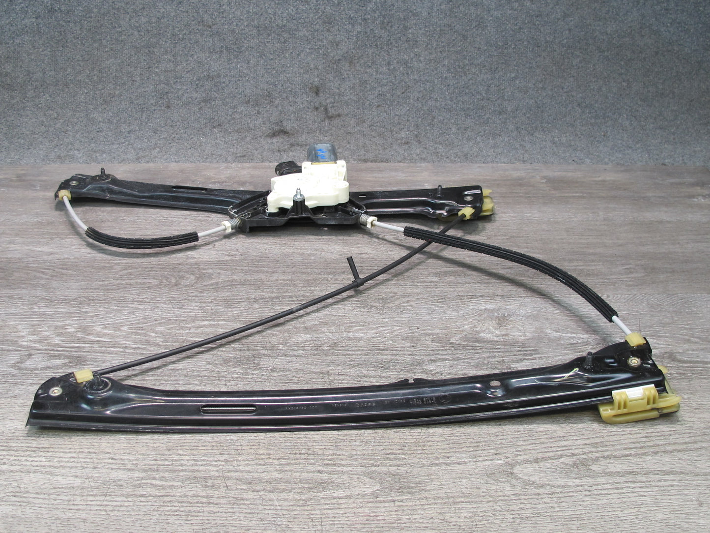 11-17 BMW F25 X3 Front Right Door Window Regulator w Motor 7355636