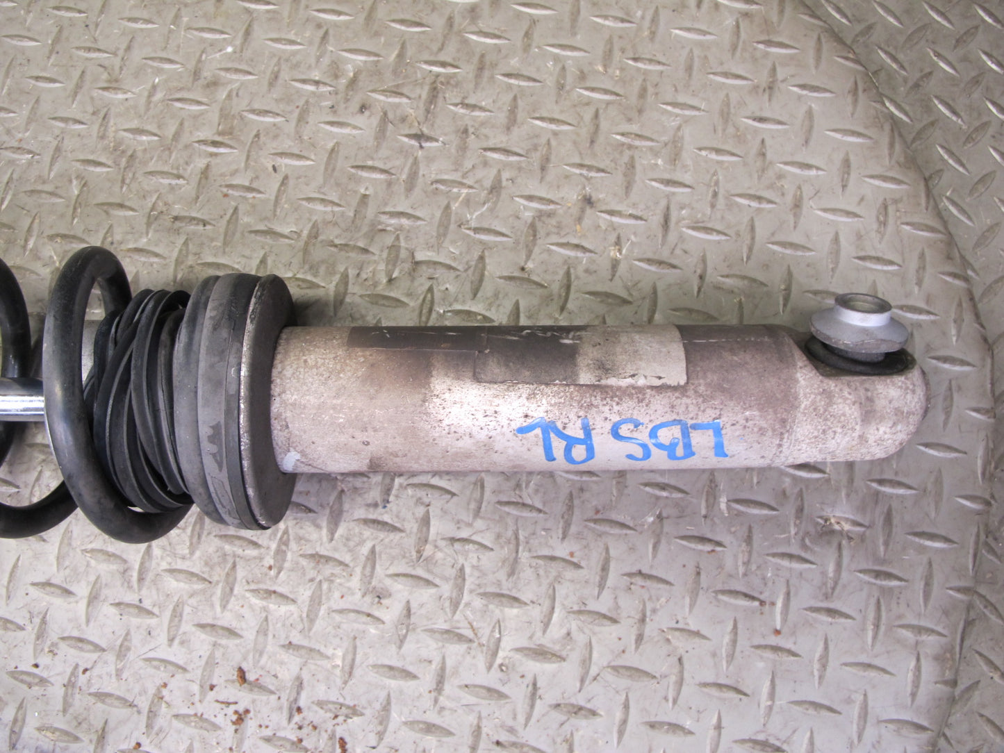 2012-2018 BMW F12 M6 S63T Rear Left Side Strut Shock Absorber W/ Spring Assy