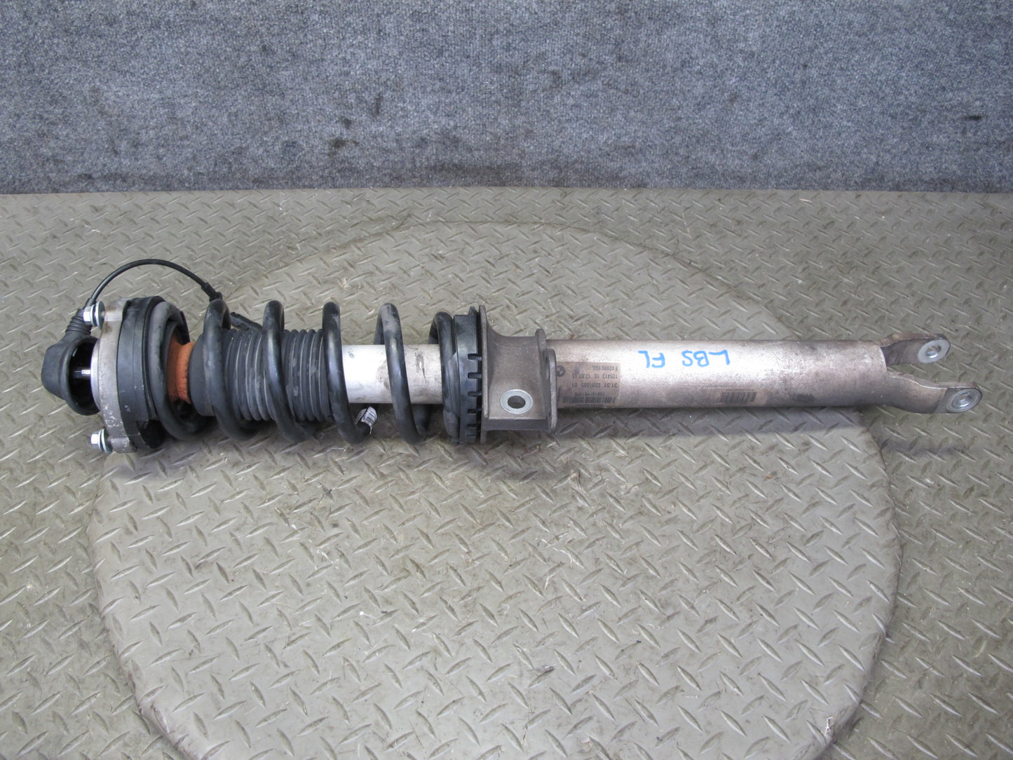 2012-2018 BMW F12 M6 S63T Front Left Side Strut Shock Absorber W/ Spring Assy