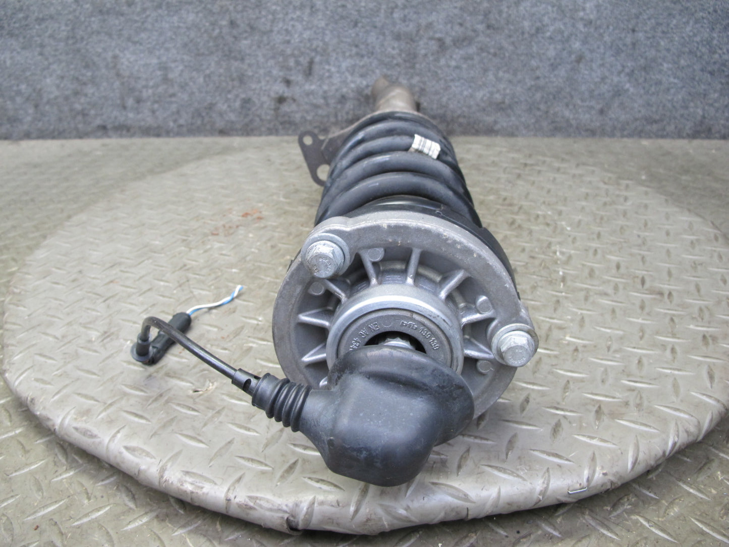 2012-2018 BMW F12 M6 S63T Front Left Side Strut Shock Absorber W/ Spring Assy