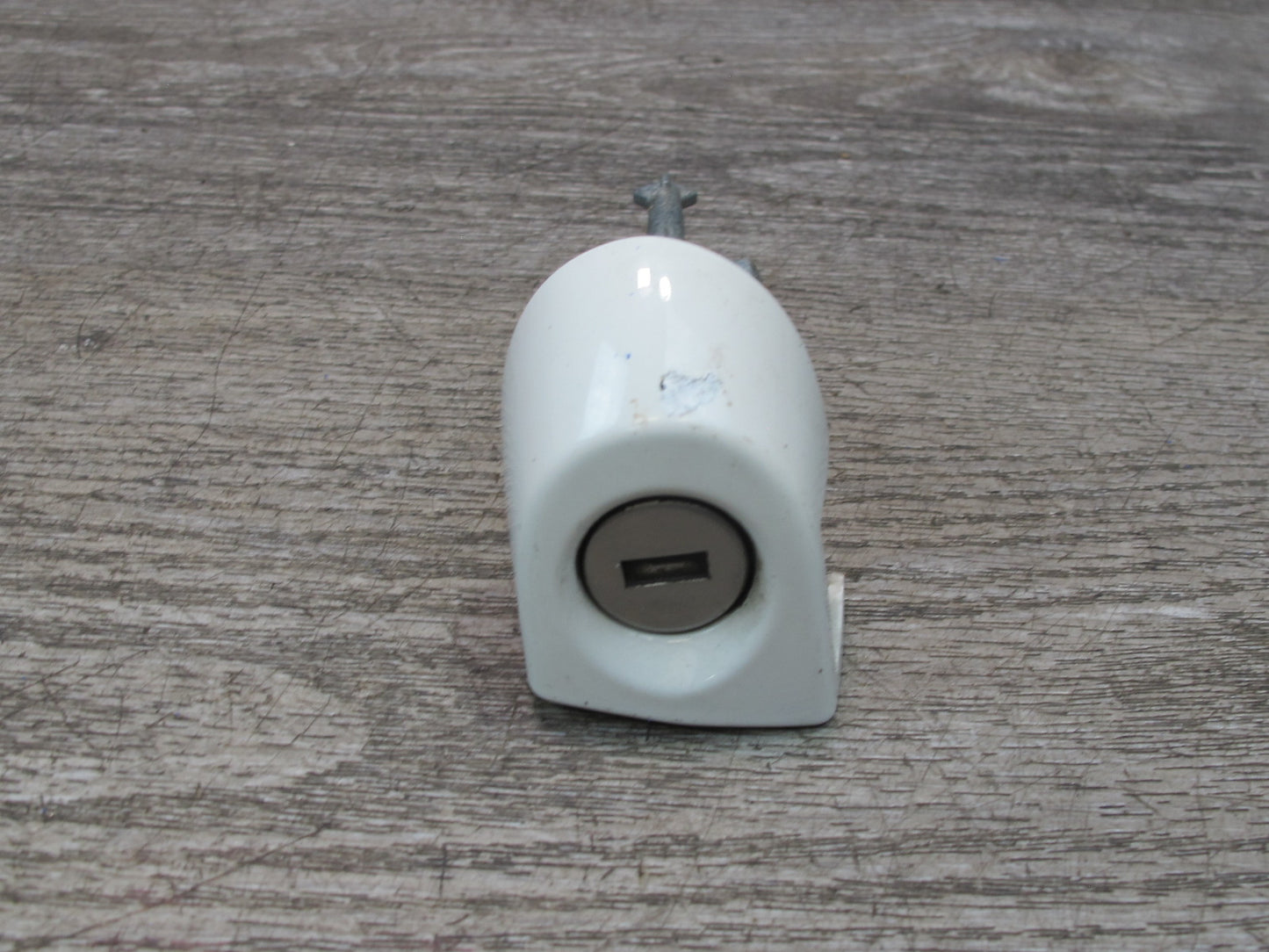 11-17 BMW F25 X3 Front Left Door Exterior Handle w Lock Cylinder OEM