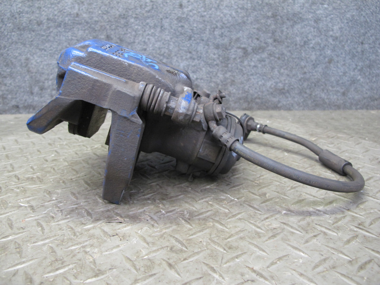 2012-2018 BMW F12 F13 M6 S63T Rear Left Driver Side Brake Caliper Assembly