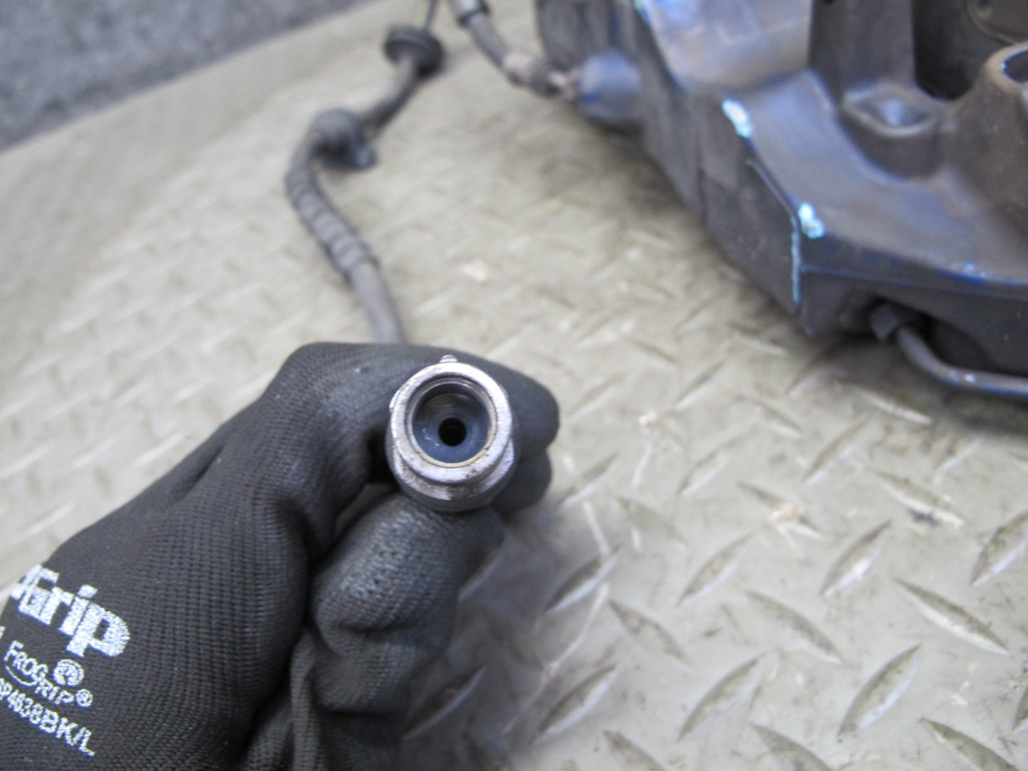 2012-2018 BMW F12 F13 M6 S63T Front Left & Right Brake Caliper Set of 2 Brembo