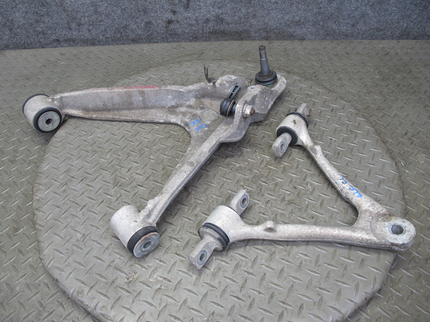 97-04 Chevrolet Corvette C5 Set of 2 Front Left Upper & Lower Control Arm OEM