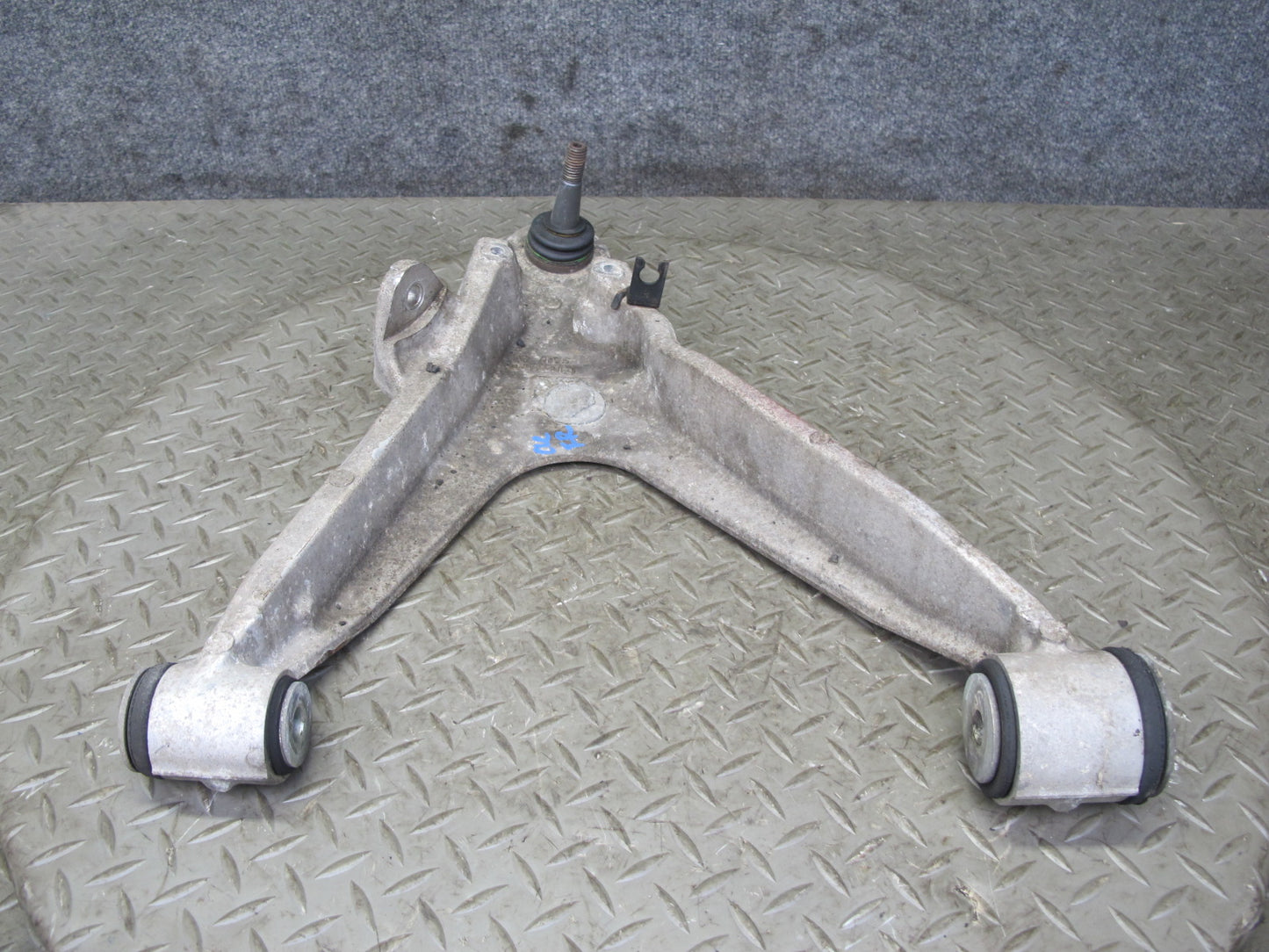 97-04 Chevrolet Corvette C5 Set of 2 Front Right Upper & Lower Control Arm OEM