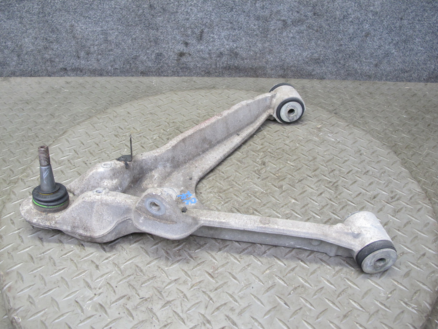 97-04 Chevrolet Corvette C5 Set of 2 Front Right Upper & Lower Control Arm OEM