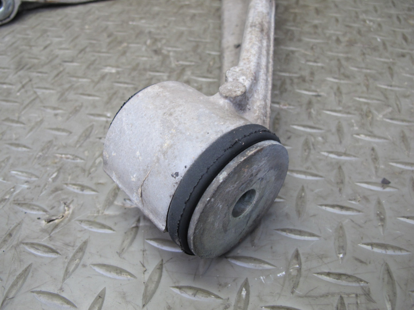 97-04 Chevrolet Corvette C5 Set of 2 Front Right Upper & Lower Control Arm OEM