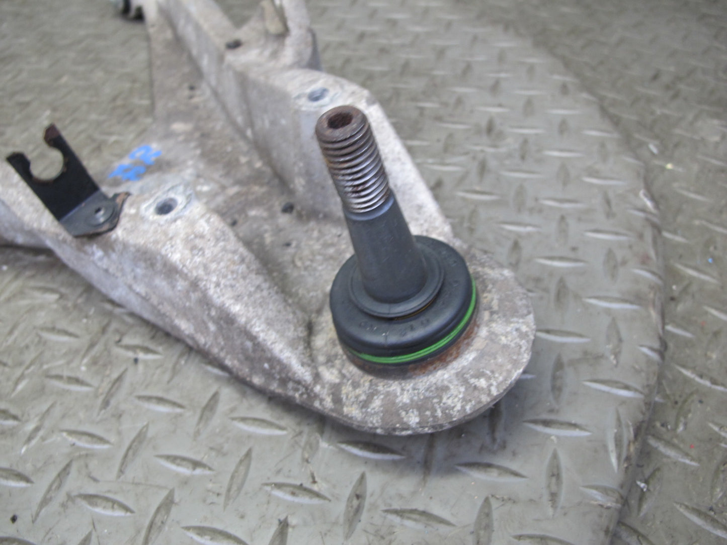 97-04 Chevrolet Corvette C5 Set of 2 Front Right Upper & Lower Control Arm OEM