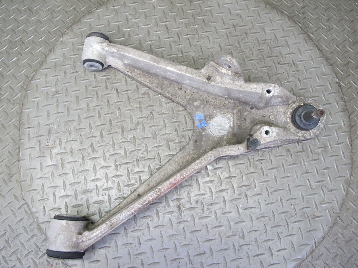 97-04 Chevrolet Corvette C5 Set of 2 Front Right Upper & Lower Control Arm OEM